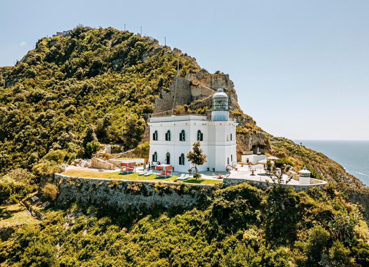 Faro Punta Imperatore Forio di Ischia Dış mekan fotoğraf